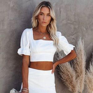 VICI NWT Glasgow Cotton Square Neck Ruffle Croptop